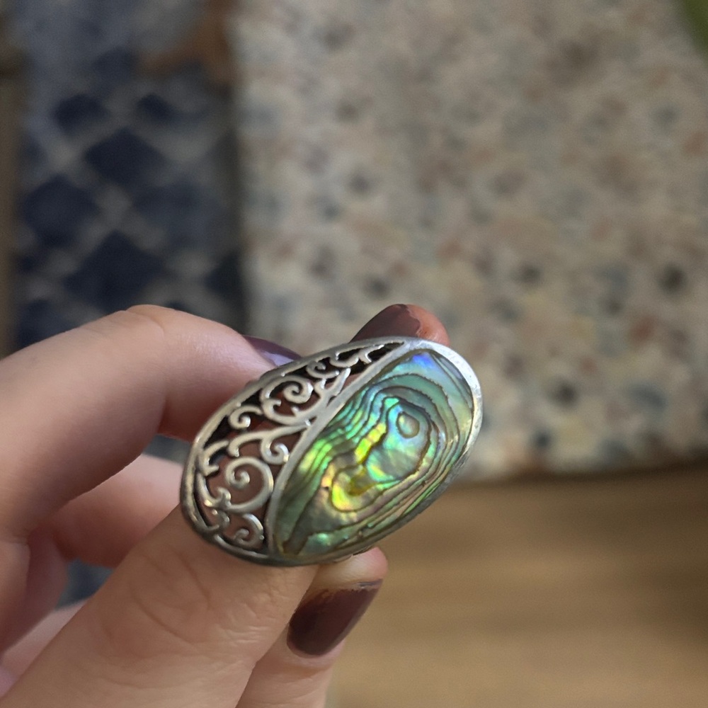 Iridescent ring!